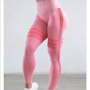 Bombshell sports wear leggings